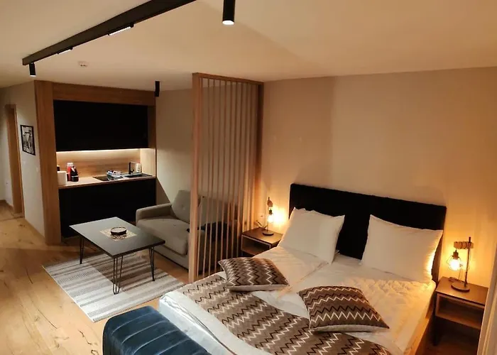 D346 U Sklopu Vucko 4*